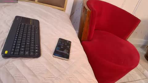 Snapshot of katiawilson_ chatting on February 23, 2026, 5:05 am katiawilson online show from February 23, 2026, 5:05 am