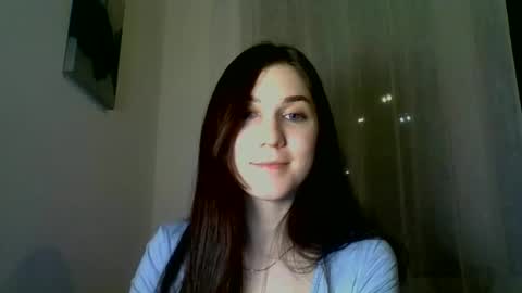 katie_foxi online show from February 1, 2025, 9:19 pm
