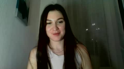 katie_foxi online show from December 22, 2025, 7:44 pm