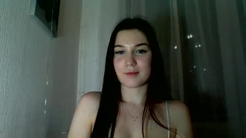 katie_foxi online show from February 23, 2026, 10:40 pm