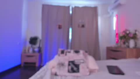 Kate online show from March 10, 2026, 1:27 pm