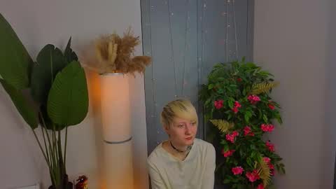 Snapshot of katiebrimhall chatting on March 9, 2026, 6:28 am Kathryn online show from March 9, 2026, 6:28 am