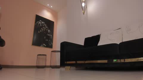 Kate Stonne online show from January 22, 2025, 9:24 am