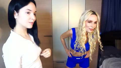 Crystal really Kristel online show from January 12, 2026, 5:56 am