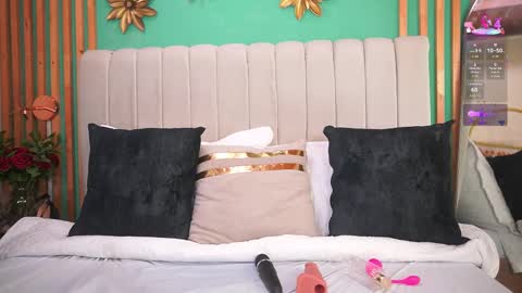 K A T L Y N  online show from September 13, 2025, 7:35 pm