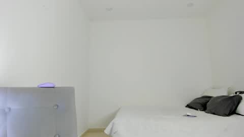 Follow me on instagram and twitter as correaktnees online show from February 27, 2025, 8:28 am