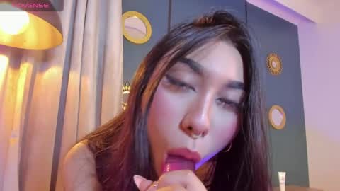 Snapshot of katnissa_ chatting on May 27, 2026, 8:28 pm katnissa_ online show from May 27, 2026, 8:28 pm