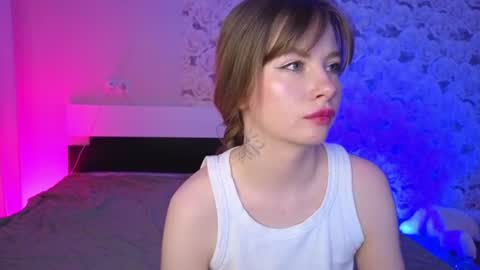 katrin_james_ online show from June 10, 2026, 5:18 am