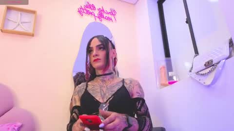 Snapshot of katrina_blaze chatting on June 5, 2026, 10:59 pm katrina_blaze online show from June 5, 2026, 10:59 pm