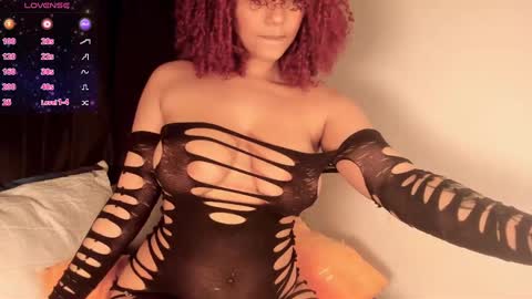 Snapshot of katrinaa_ricci chatting on October 2, 2025, 8:16 pm Katrina Ricci online show from October 2, 2025, 8:16 pm