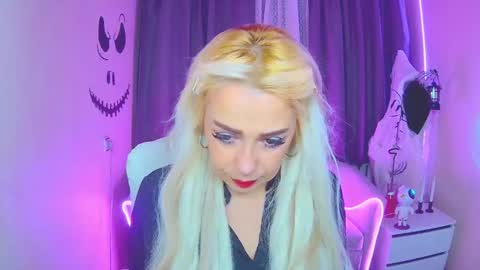 katrinacharm online show from November 2, 2025, 7:11 am