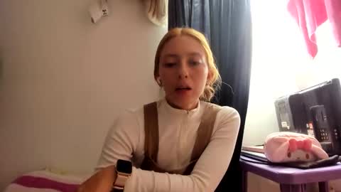 Katrin  online show from April 12, 2026, 6:13 pm