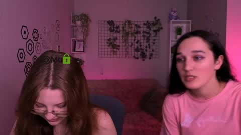 Snapshot of katrinxxxx chatting on June 6, 2026, 9:36 am Katrin online show from June 6, 2026, 9:36 am