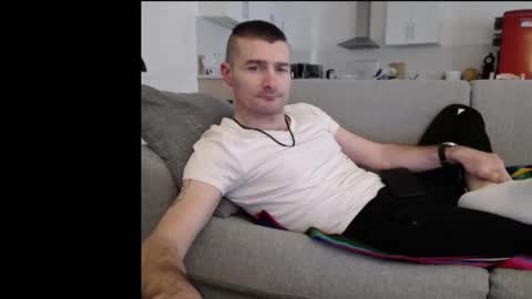 Snapshot of katsufr chatting on January 30, 2025, 12:27 pm demyx online show from January 30, 2025, 12:27 pm