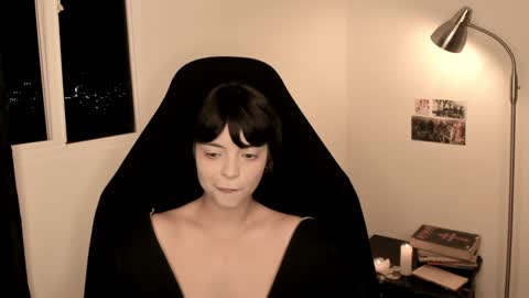 katsuro online show from December 17, 2024, 11:49 pm