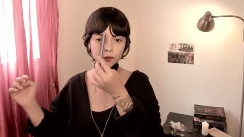 katsuro online show from February 25, 2025, 6:42 pm