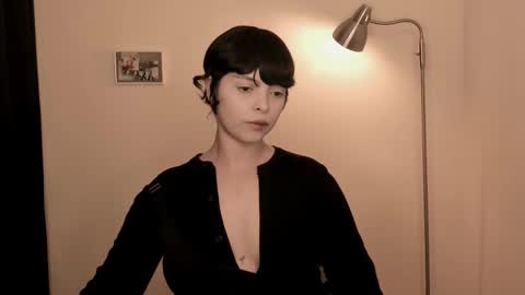 katsuro online show from November 16, 2025, 8:58 pm