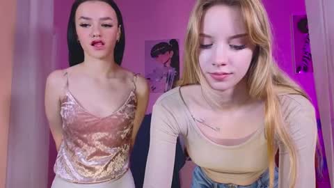 katt_yy online show from March 1, 2025, 8:23 am