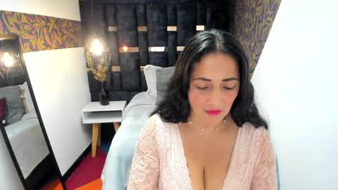 Snapshot of kattemilf_ chatting on April 14, 2026, 8:04 pm K A T T E online show from April 14, 2026, 8:04 pm