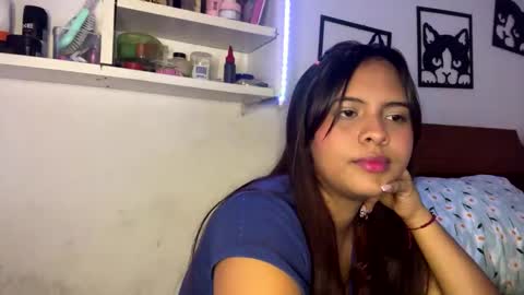 Snapshot of kattia_23 chatting on October 15, 2025, 7:03 pm kattia online show from October 15, 2025, 7:03 pm