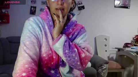 Snapshot of kattie_love chatting on January 30, 2025, 3:55 am kattie online show from January 30, 2025, 3:55 am