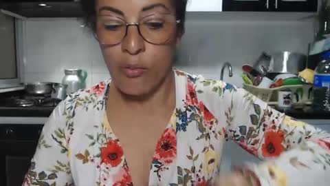 KattleyaGrey online show from December 22, 2025, 10:07 pm