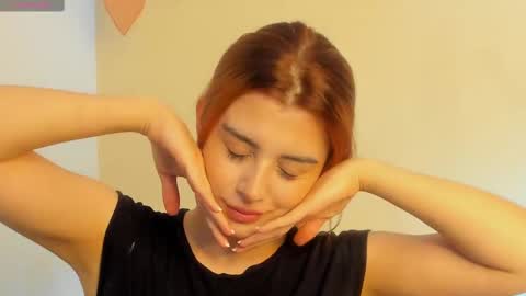 katty__rousse online show from September 24, 2025, 7:17 pm
