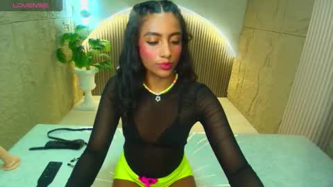 Katty  online show from December 5, 2025, 9:00 pm