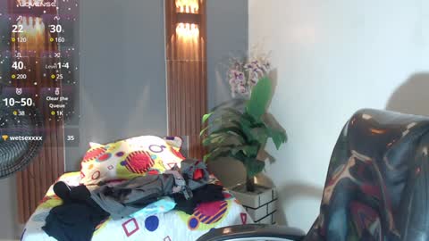 katty online show from February 1, 2025, 3:39 pm