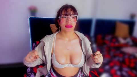 Katty Kiss  online show from May 22, 2026, 7:04 am