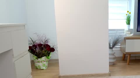 Katty Perry online show from March 24, 2026, 3:17 pm