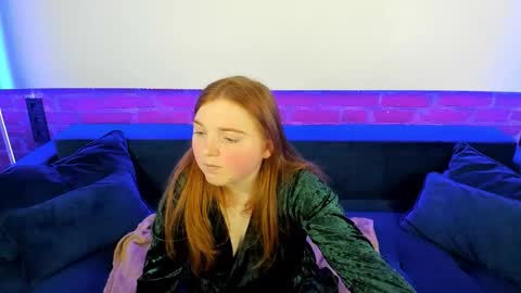 Katty online show from October 18, 2025, 7:03 pm