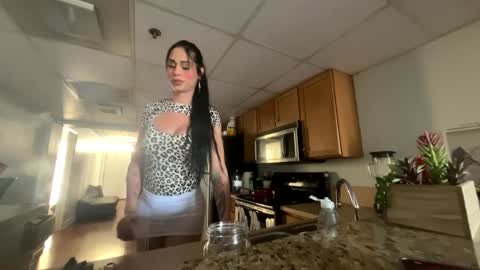 kattycash online show from March 12, 2025, 7:49 pm