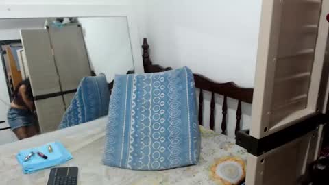 angel online show from February 3, 2025, 7:21 pm