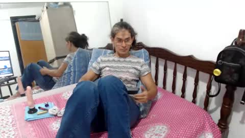 angel online show from March 5, 2025, 11:27 pm