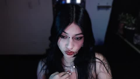 Snapshot of kattze chatting on February 16, 2025, 12:41 am      online show from February 16, 2025, 12:41 am