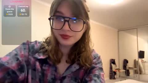 Olivia online show from March 25, 2026, 6:47 pm