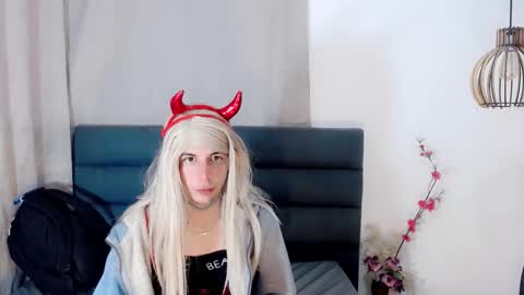 katy_cat__ online show from February 24, 2026, 3:15 am