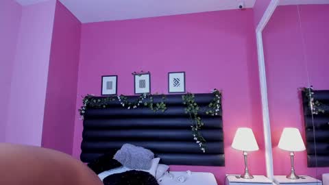 katy_contreras online show from January 31, 2025, 6:14 pm