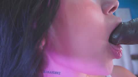 Katy online show from January 31, 2025, 3:00 pm