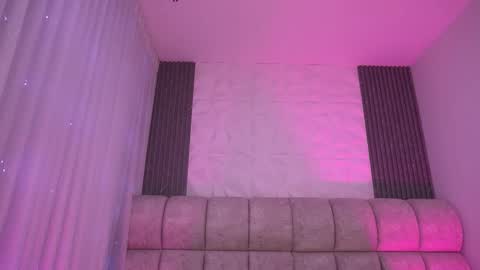 Katy online show from March 19, 2026, 12:20 pm