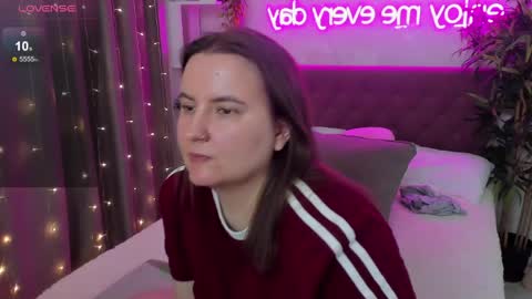 Snapshot of katyaneilson chatting on May 20, 2026, 6:30 am Kate online show from May 20, 2026, 6:30 am