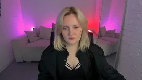 Katy online show from April 19, 2026, 5:18 am