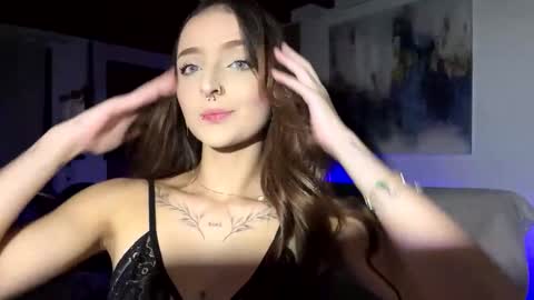 katy deliz online show from October 27, 2025, 2:48 am