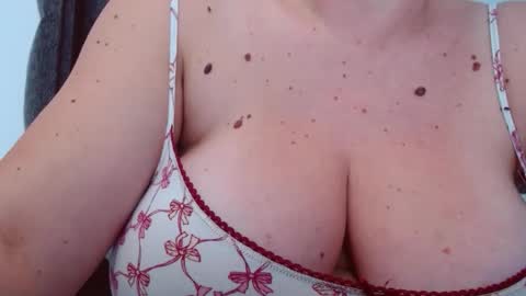 Katy online show from September 20, 2025, 7:09 am