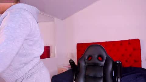 Snapshot of katyortiz chatting on September 20, 2025, 11:50 pm katyortiz online show from September 20, 2025, 11:50 pm