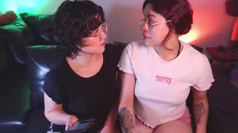 katyxxx_043 online show from December 3, 2025, 2:19 am