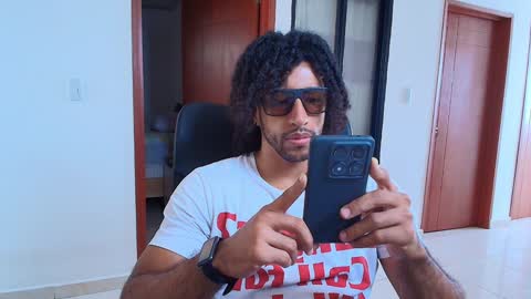 Kauri Lop online show from January 1, 2025, 5:00 pm