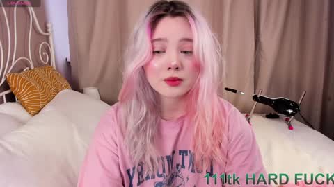 Yuki  online show from January 19, 2025, 8:39 am