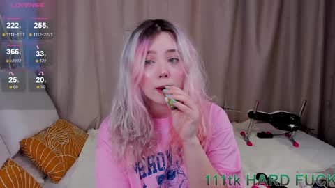 Yuki  online show from January 23, 2025, 8:46 am